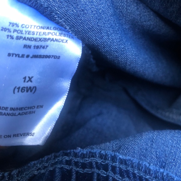 Just My Size Women’s Plus Bling Tab Med. Stonewash Stone Capri Pants 1X (16W) - Picture 9 of 13